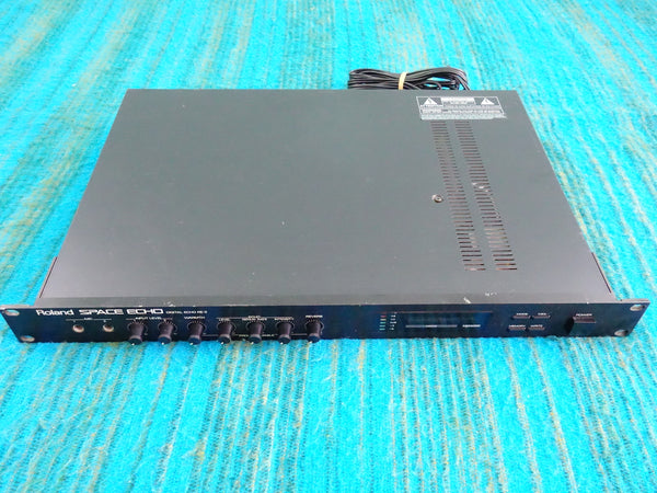 Roland RE-3 Digital Space Echo - Serviced - K053