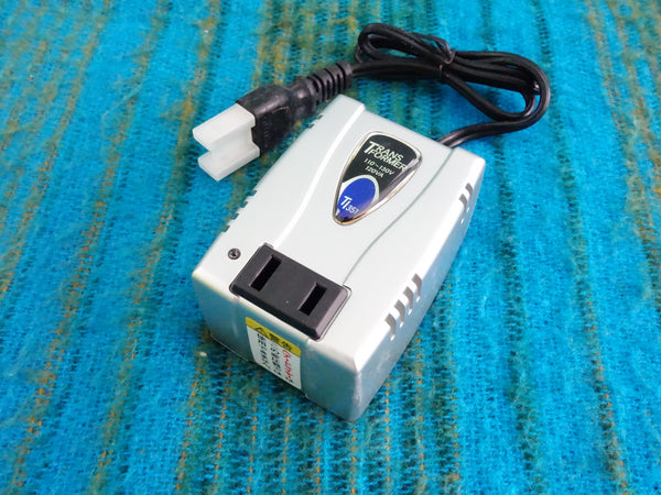 Kashimura TI-351 Step Down Transformer w/ Original Box -110-130V to 100V 120w - K052