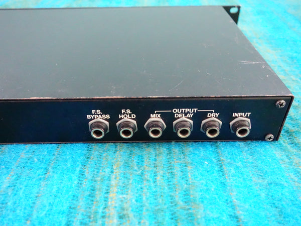 Vesta Kozo DIG-411 Digital Delay - 80's Serviced - K066
