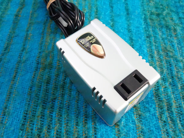 Kashimura TI-35 Step Down Transformer 110-240V to 100V 75w/30w max - K064