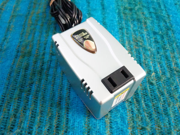 Kashimura TI-35 Step Down Transformer 110-240V to 100V 75w/30w max - K064