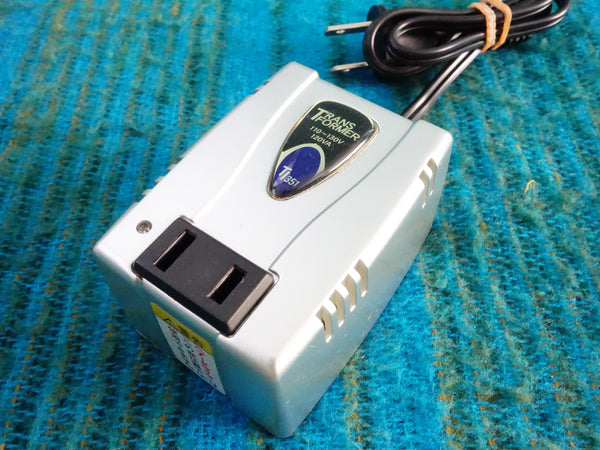 Kashimura TI-351 Step Down Transformer 110-130V to 100V 120w max - K063