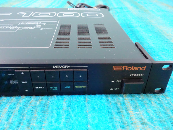 Roland SDE-1000 Digital Delay - 80's Rack Delay - K070