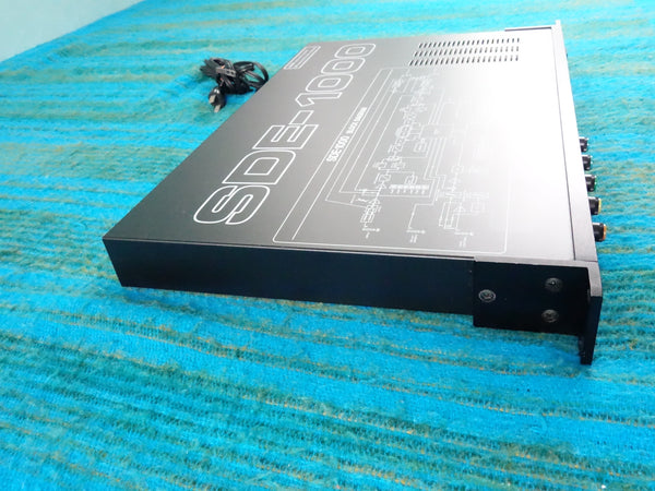 Roland SDE-1000 Digital Delay - 80's Rack Delay - K070