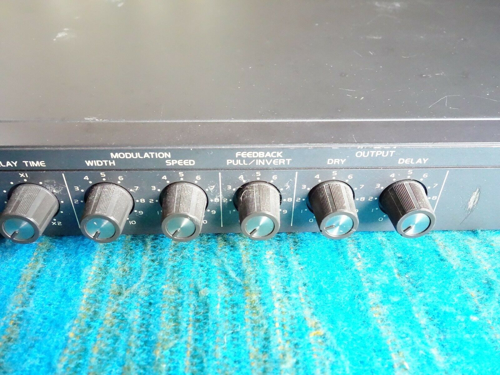 Maxon DM-500 Digital Delay - 80's Vintage Rack Effects Unit - H174