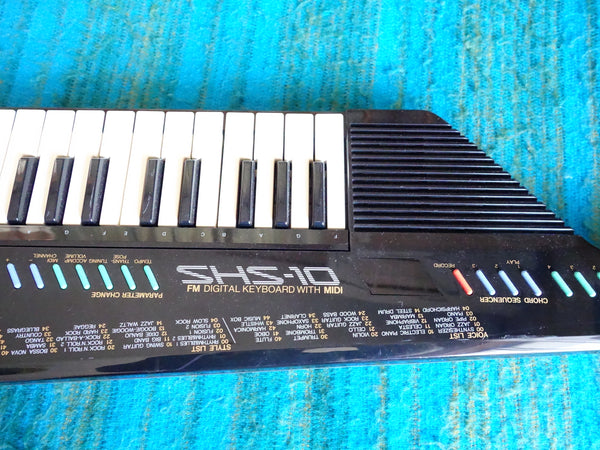 Yamaha SHS-10 FM Digital Synthesizer / Keytar SHS-10B w/ AC Adapter - G47