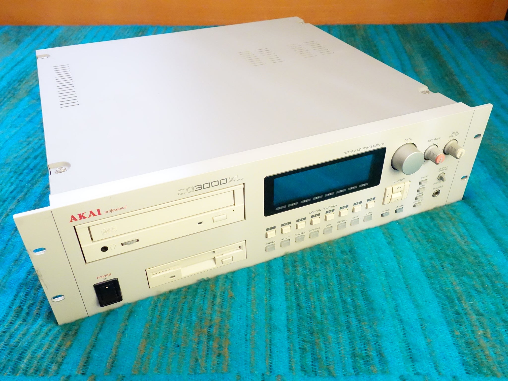 DSC01125_2048x.jpg?v=1579574682