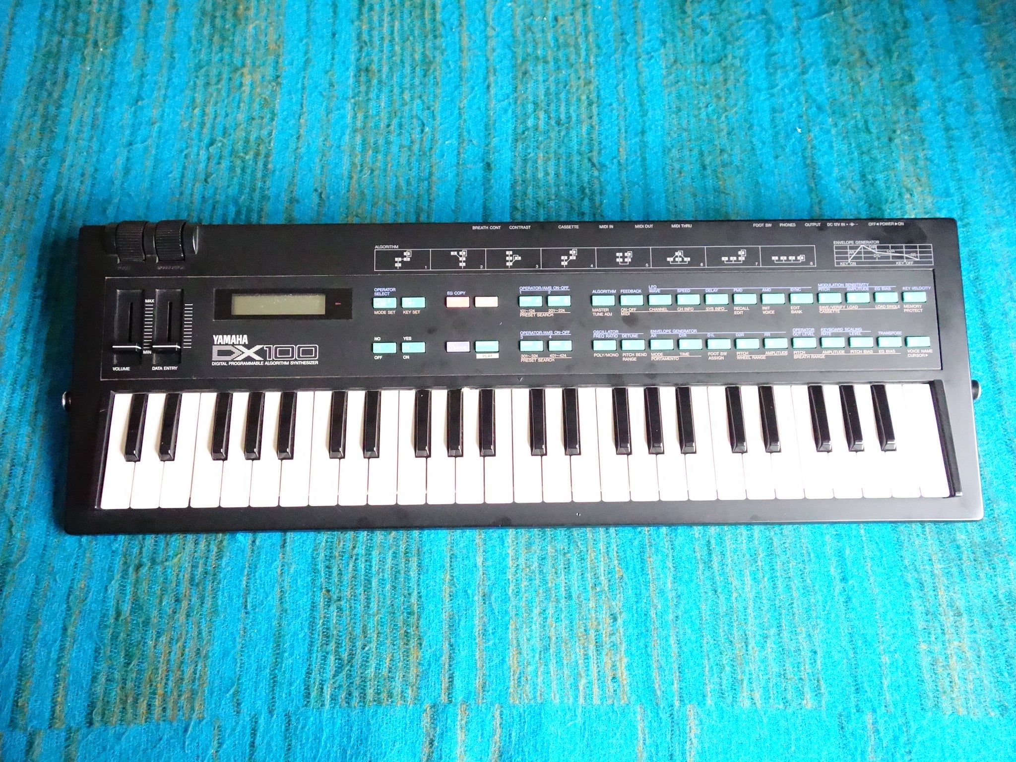 Yamaha DX100 Programmable Algorithm Synthesizer - 80's FM