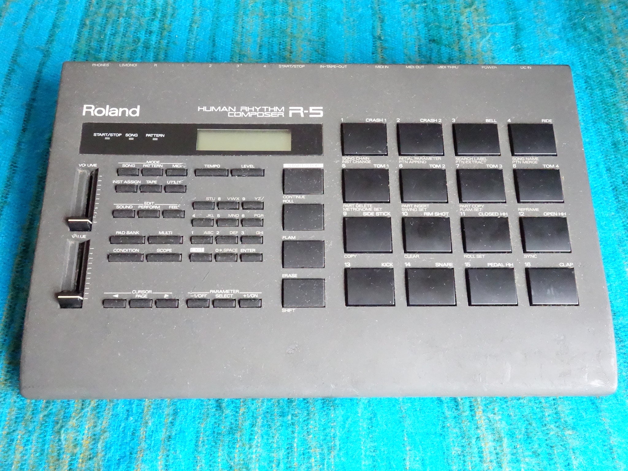 希少 ローランド リズムマシーンR-5 ヒューマンリズムコンポーザー アダプター Yahoo!オークション -「roland r-5」の落札相場・落札価格
