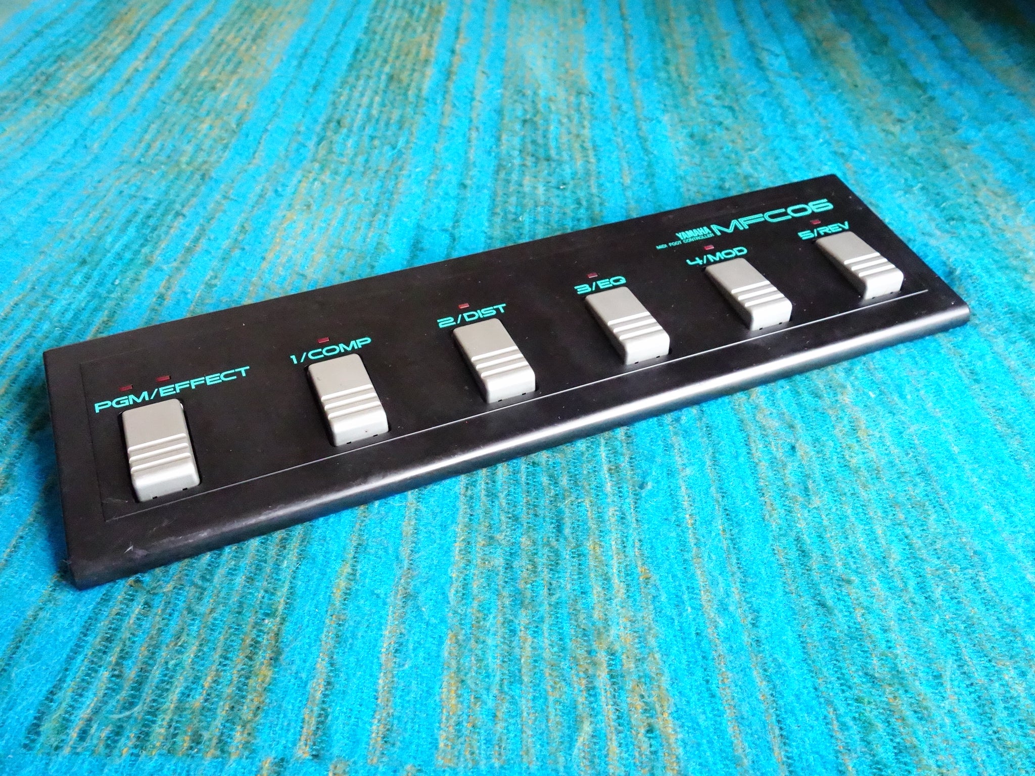 Yamaha MFC06 MIDI Foot Controller - Worldwide Shipping - G91