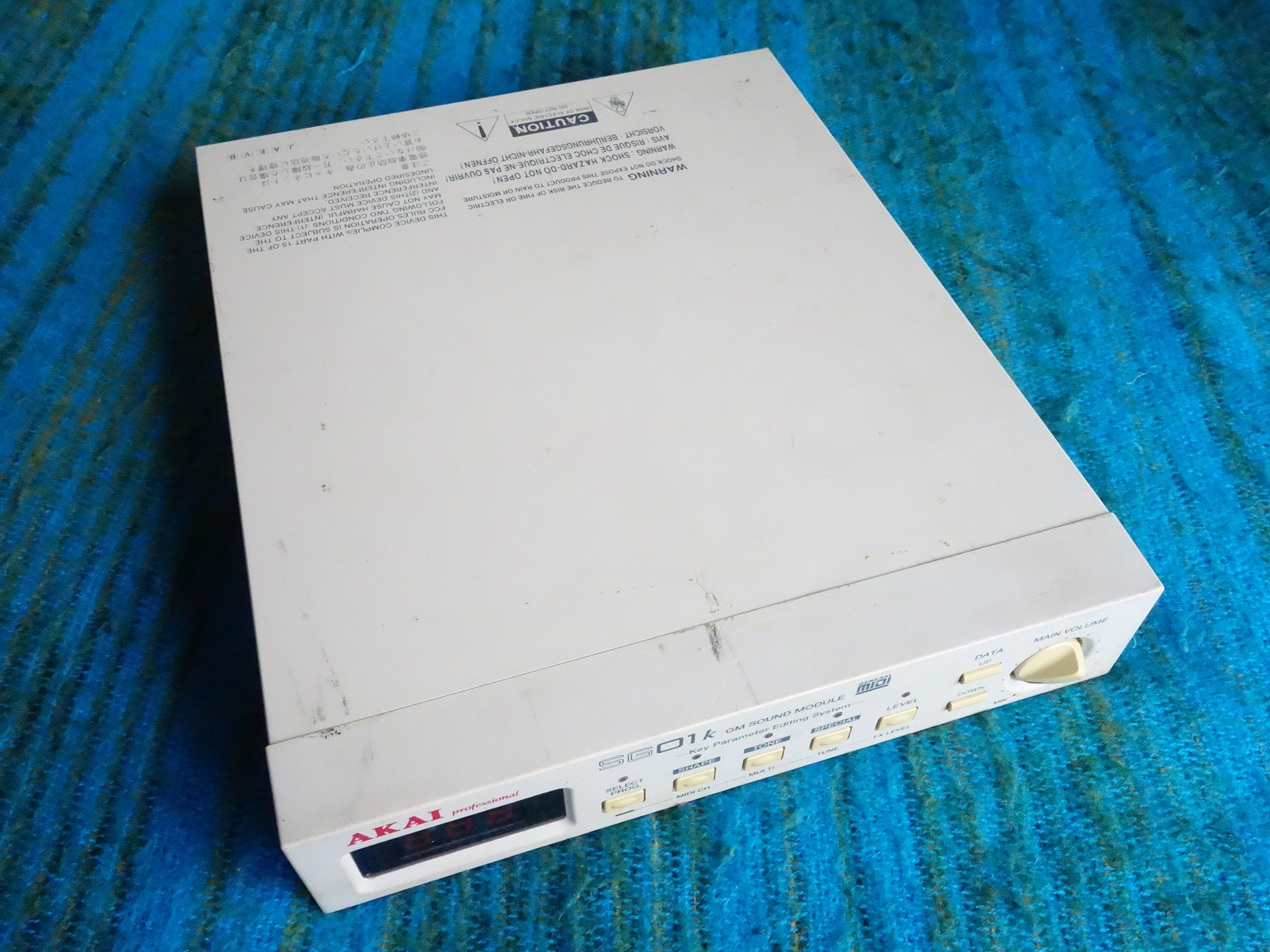 Akai SG01k GM Sound Module - 90's Synthesizer w/ AC Adapter - G100