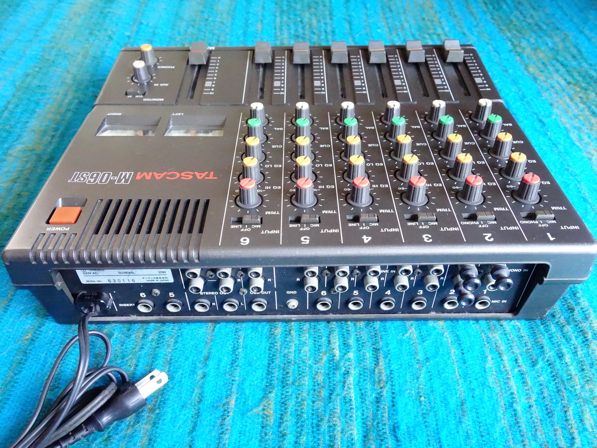 TASCAM M-06ST アナログミキサー Tascam M-06ST 6/12 Channel Stereo Mixer 80's Vintage - Serviced