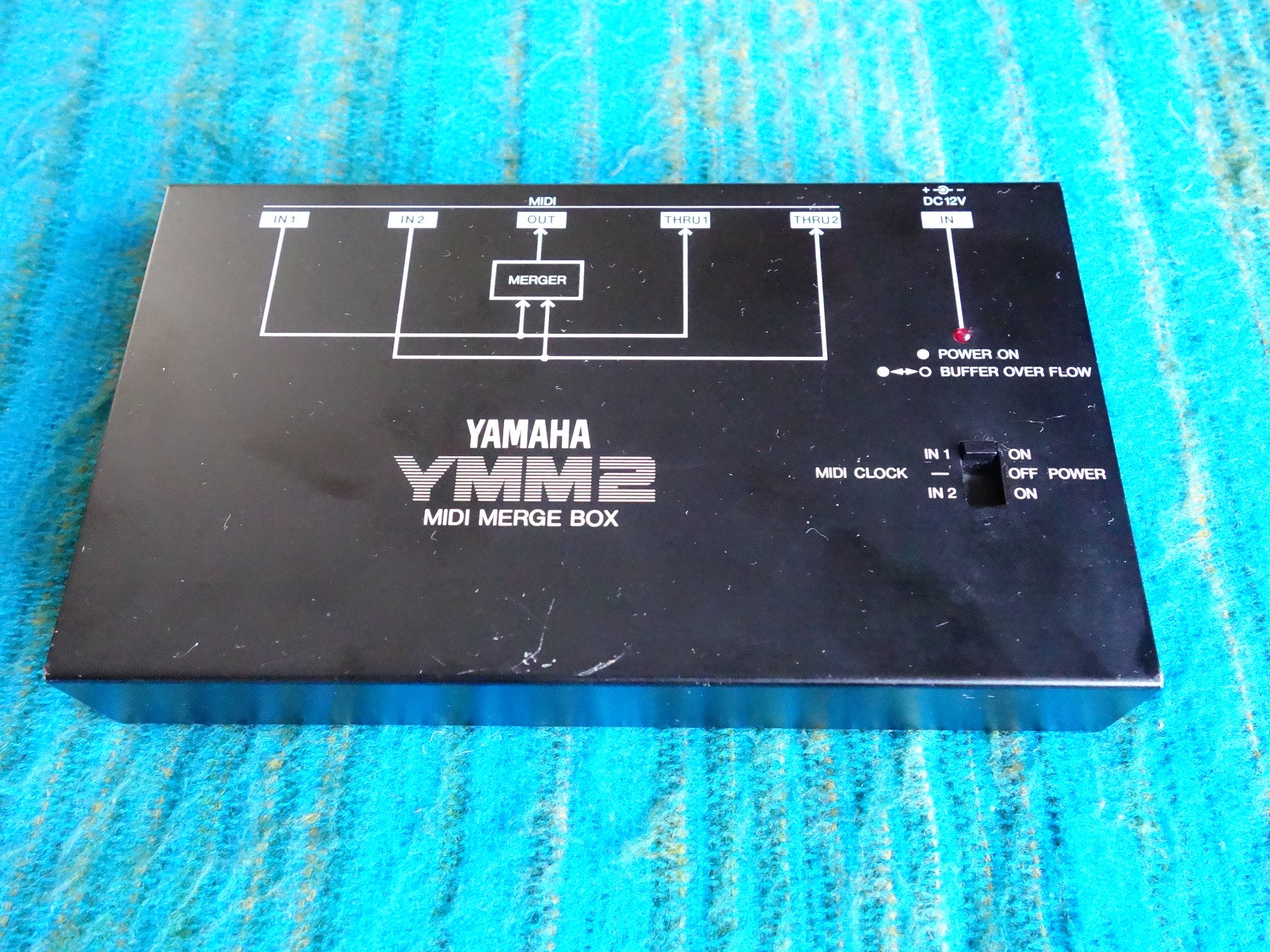 Yamaha YMM2 Midi Merge Box w/ AC Adapter - Rare 80