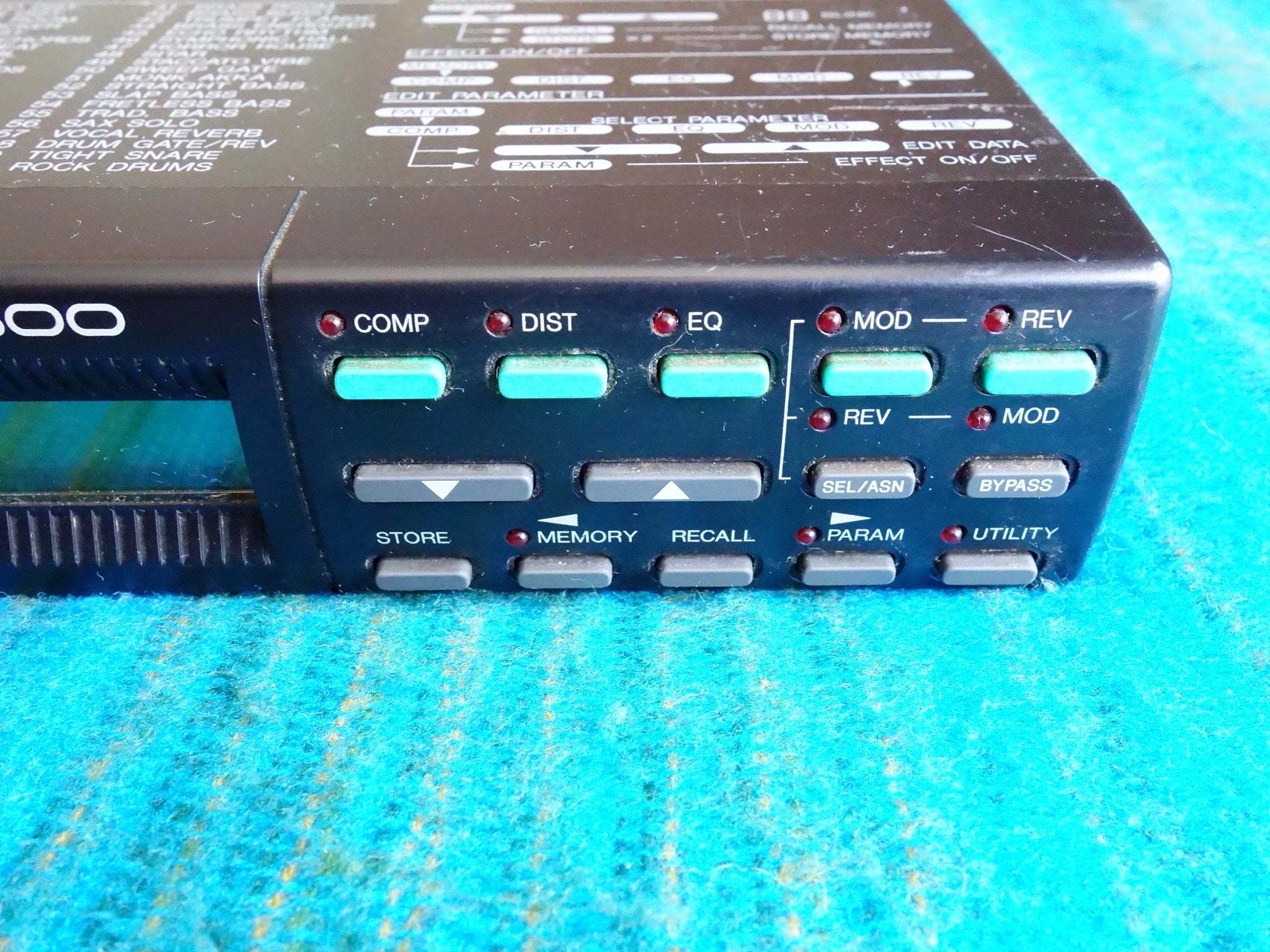 Yamaha FX500 Guitar Simul Effect Processor / Multi-Effects w/ AC