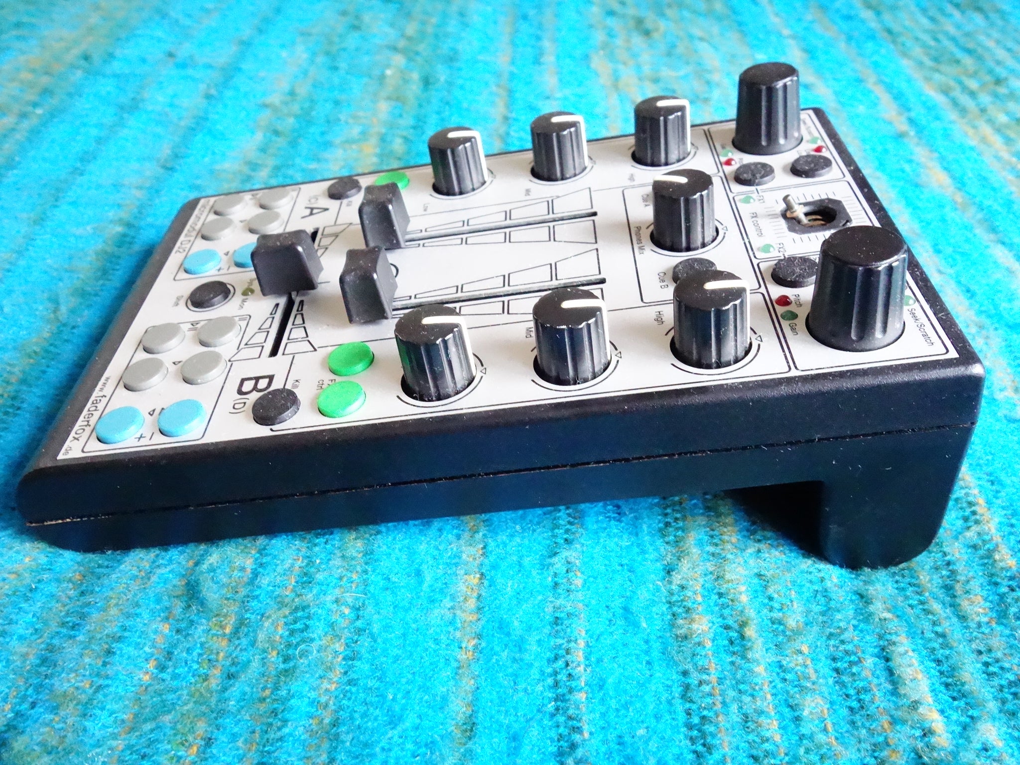 faderfox micromodul DX2&DJ2 MIDIコントローラー faderfox micromodul DX2&DJ2 MIDIコントローラー faderfox