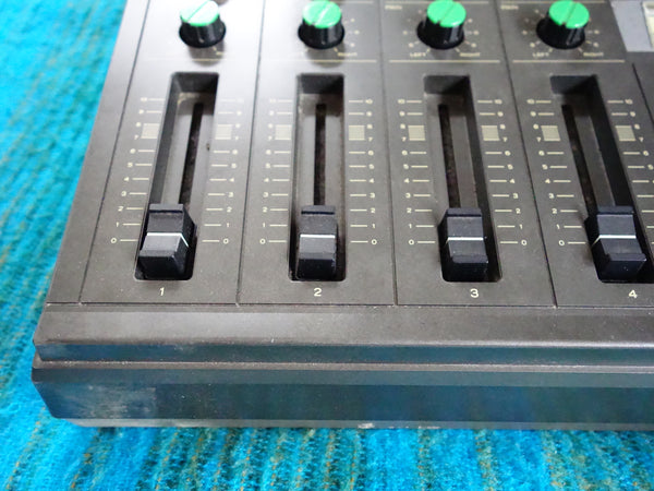 Teac Tascam Series M-09 Audio Mixer - 4 Stereo 80's Analog Mixer - H024