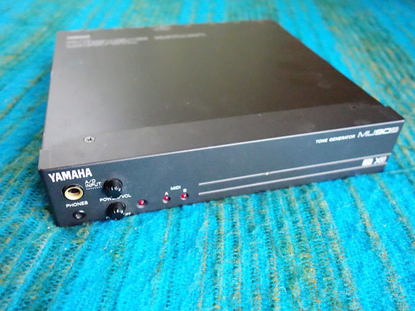 Yamaha MU90B Tone Generator - Midi Sound Module w/ Adapter - H045