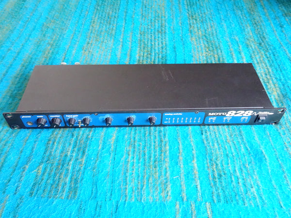 MOTU 828 mk1 Firewire Audio Interface - Analog 8 in/8 out, s/pdif, ADAT - E280