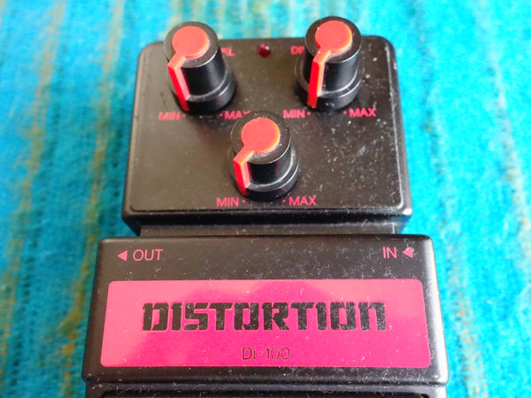 Yamaha DI-100 Distortion - 80s Vintage Effects Pedal Made in Japan - E289