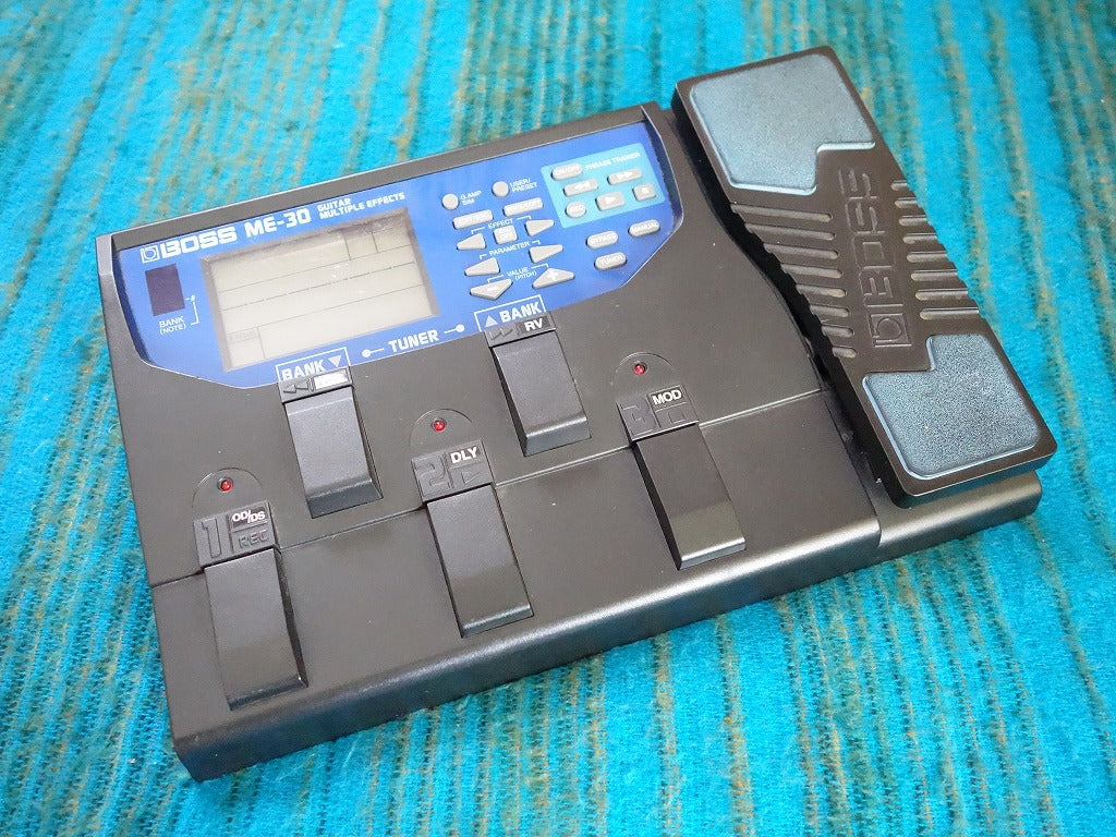 BOSS ME-30 Guitar Multiple Effects - 90's Japan Multi