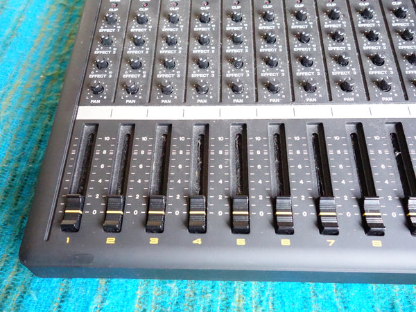 Kawai MX-16 16 Channel Analog Stereo Mixer - Worldwide Shipping - E364