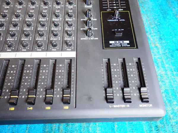 Kawai MX-16 16 Channel Analog Stereo Mixer - Worldwide Shipping - E364