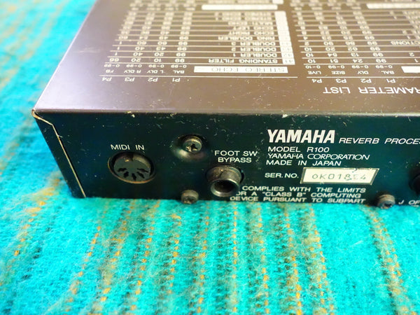 Yamaha R100 Reverb Processor Digital Reverb 80's Vintage - w/ AC Adapter - F277