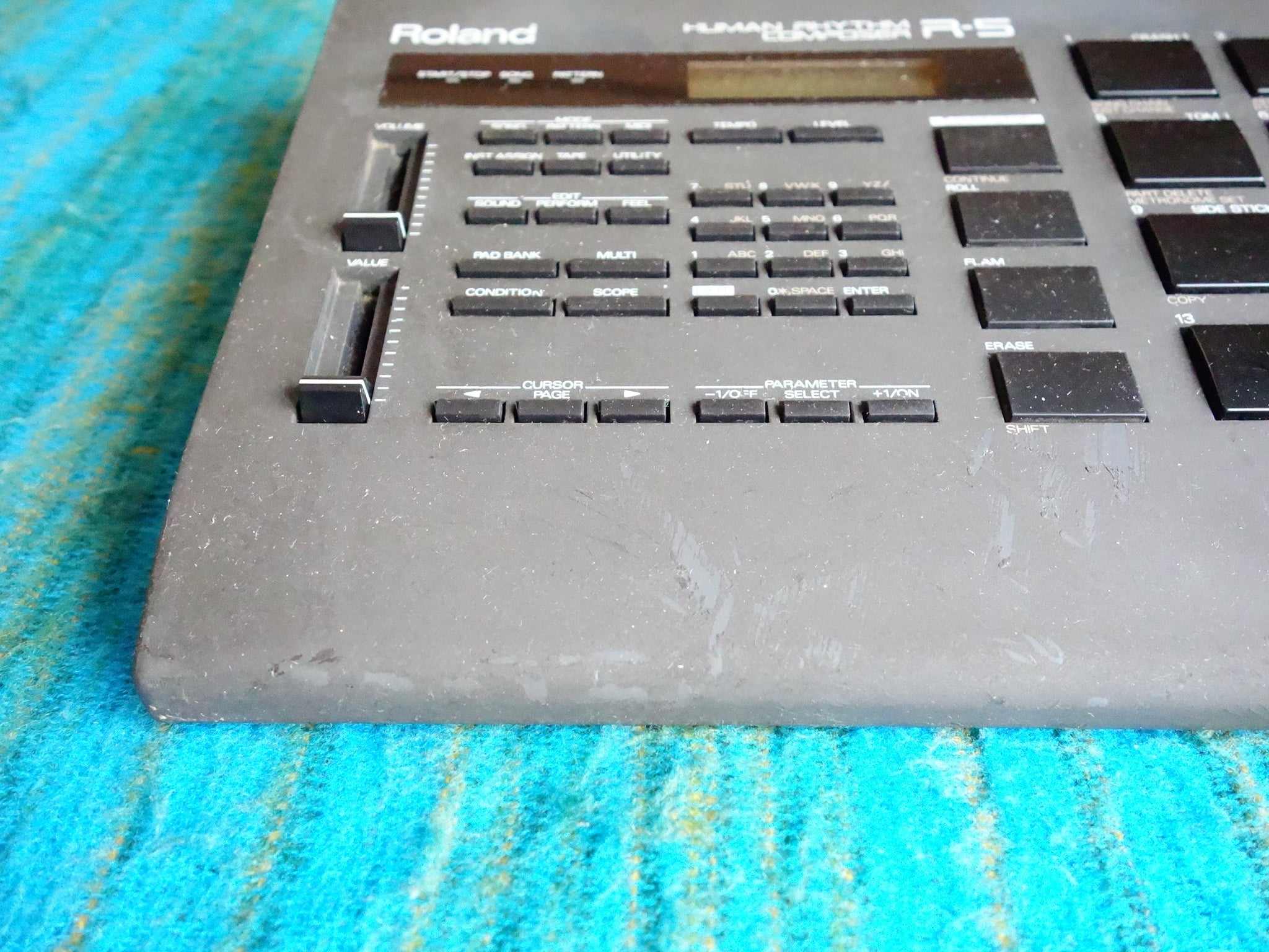 ローランド リズムマシーンR-5 ヒューマンリズムコンポーザー　アダプター Roland R-5 Human Rhythm Composer / 90's Drum Machine w/ AC