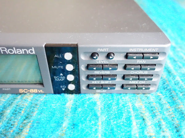 Roland SC-88VL Sound Canvas w/ Universal AC Adapter 100-240V - F152