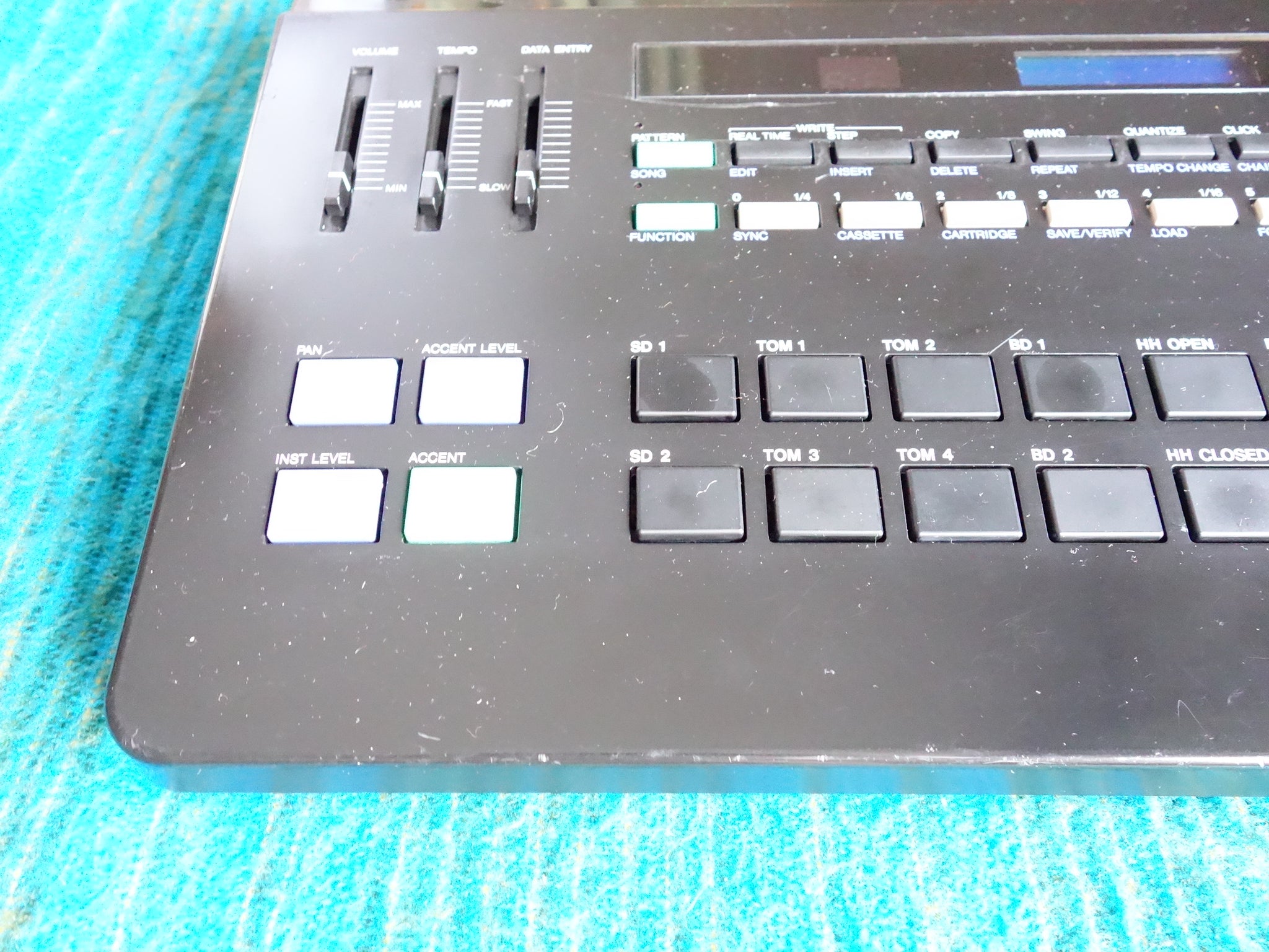 Yamaha RX11 Digital Rhythm Programmer / Drum Machine - New LCD