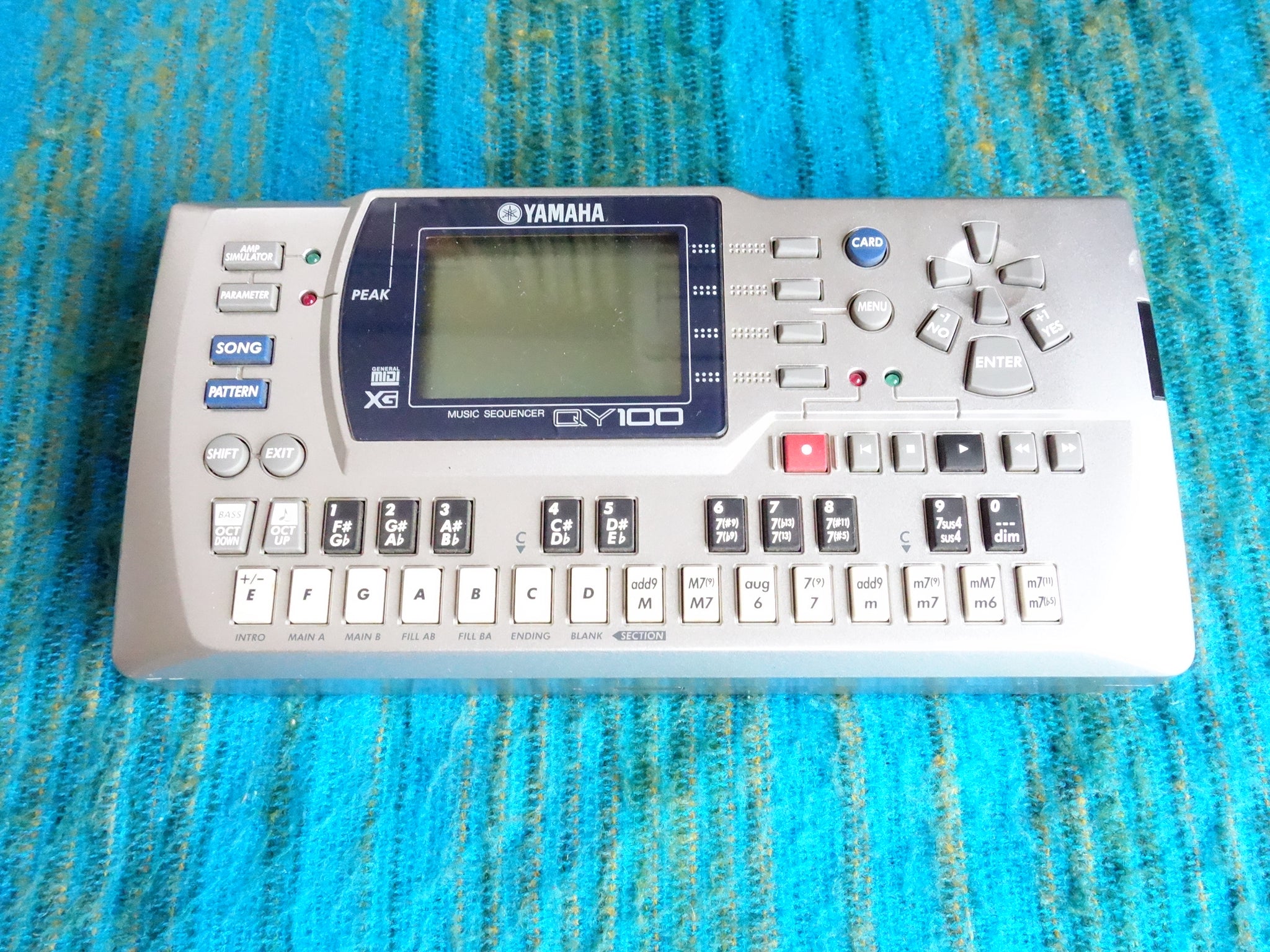 YAMAHA QY100 Music Sequencer / Rhythm Machine Sound Module w